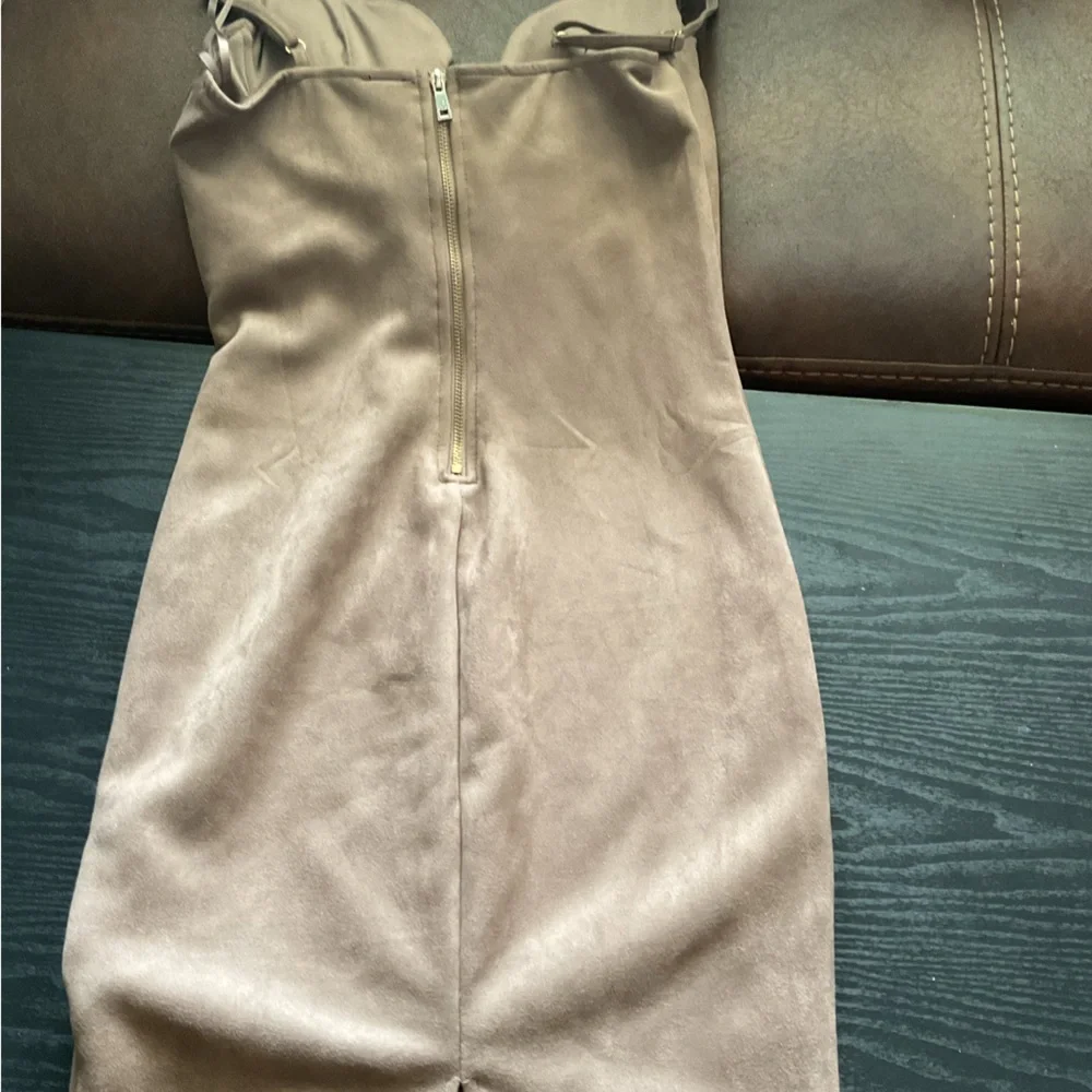 Windsor Tan Dress - Picture 3 of 3